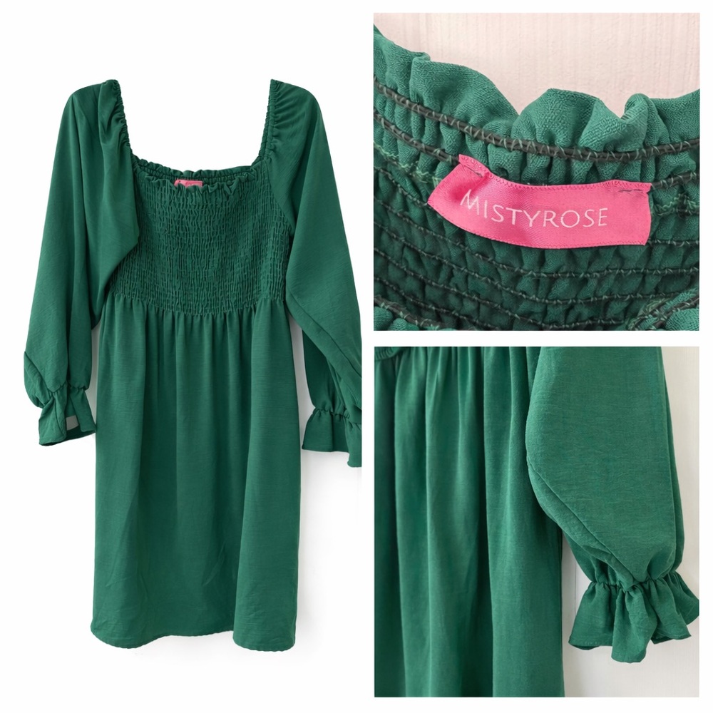 🎄 Mistyrose Smocked Green Dress